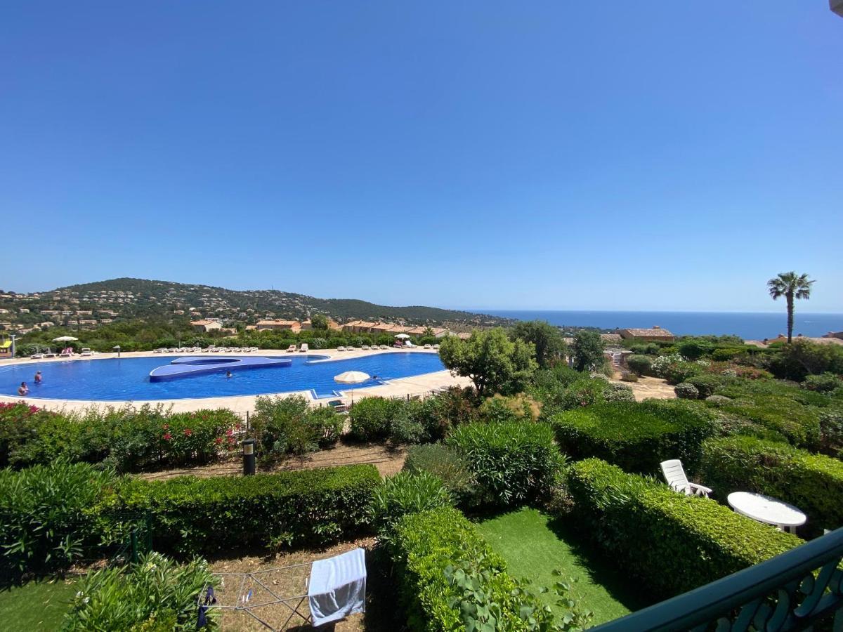 Appart. Vue Mer Avec Piscine - Golfe De St Tropez 雷以桑布尔 外观 照片